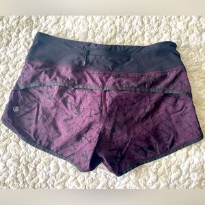 Lululemon - Size 4 - Running Shorts